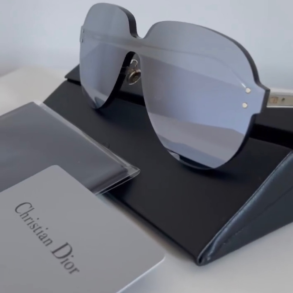 🔥DIOR mirrored sunglasses🔥